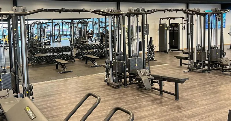 Nordic Wellness Rosersberg Padel, Stockholm 5